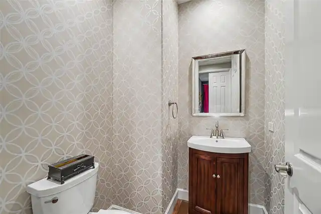 Listing Photo 33