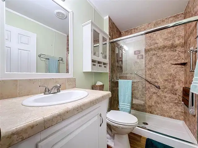 Listing Photo 15