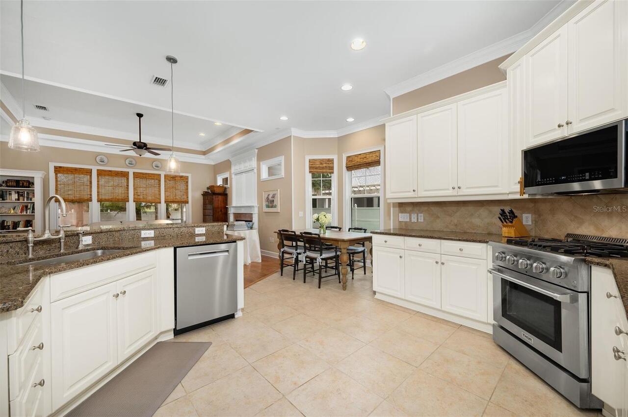 Listing Photo 18
