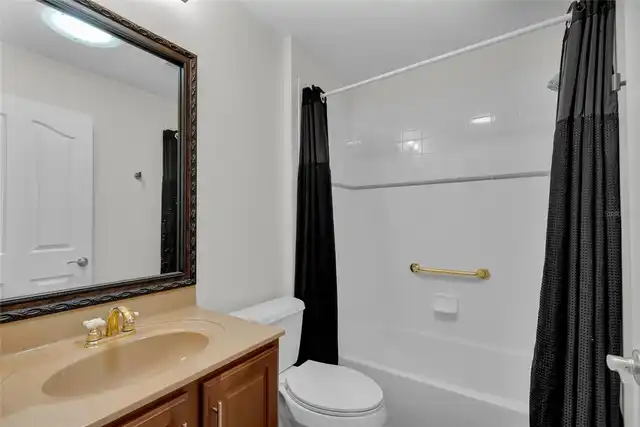 Listing Photo 34