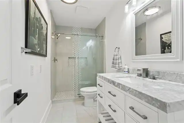 Listing Photo 22