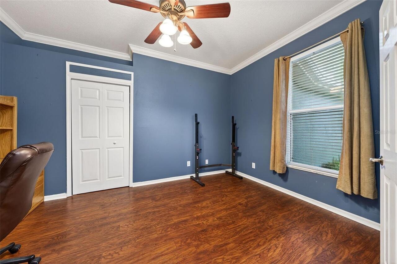 Listing Photo 12