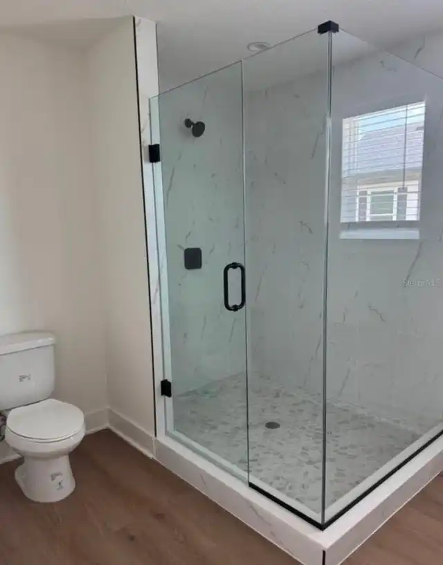 Listing Photo 9