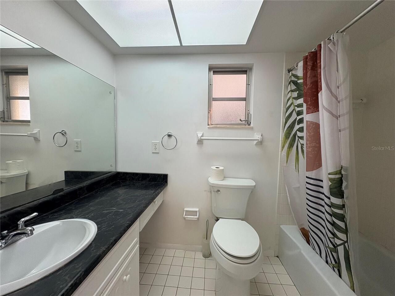 Listing Photo 8