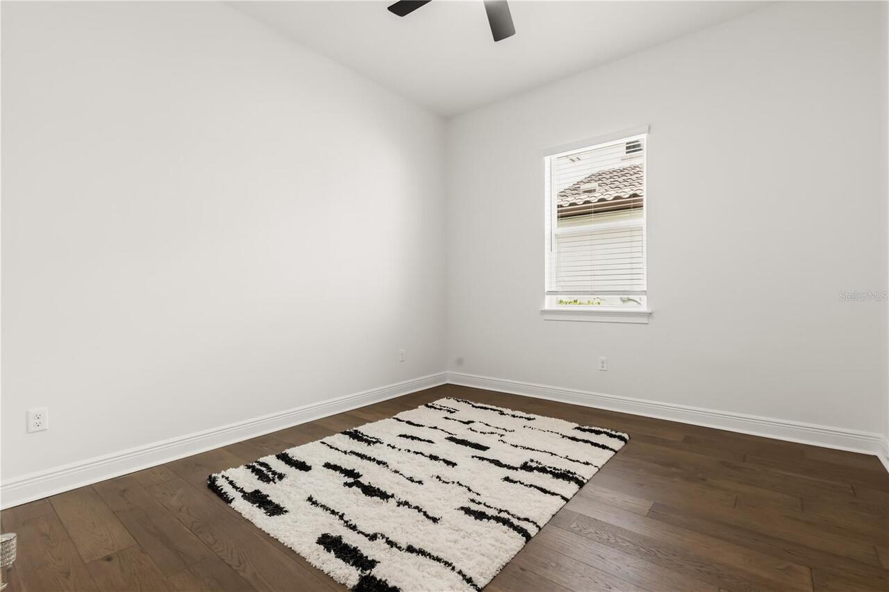 Listing Photo 28