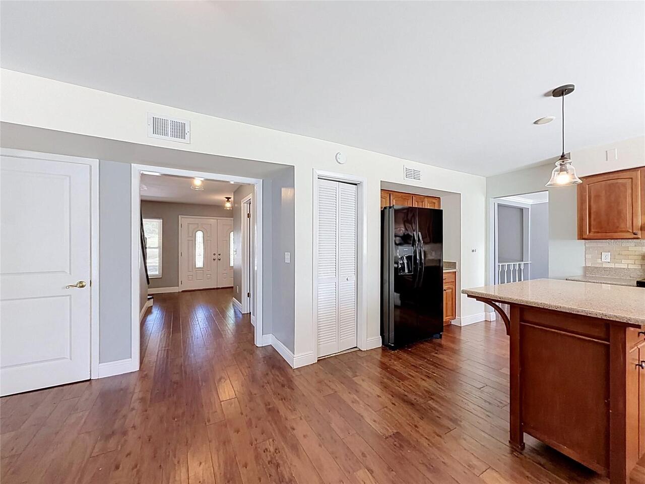 Listing Photo 17