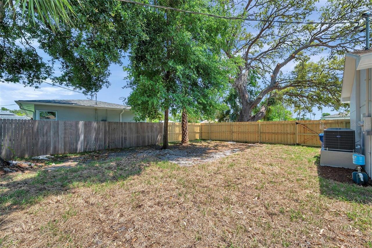 Listing Photo 22