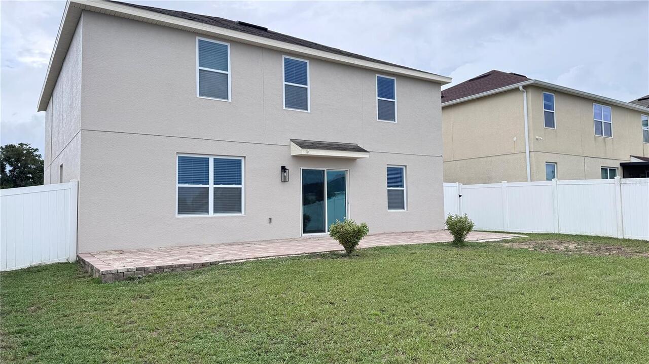 Listing Photo 11