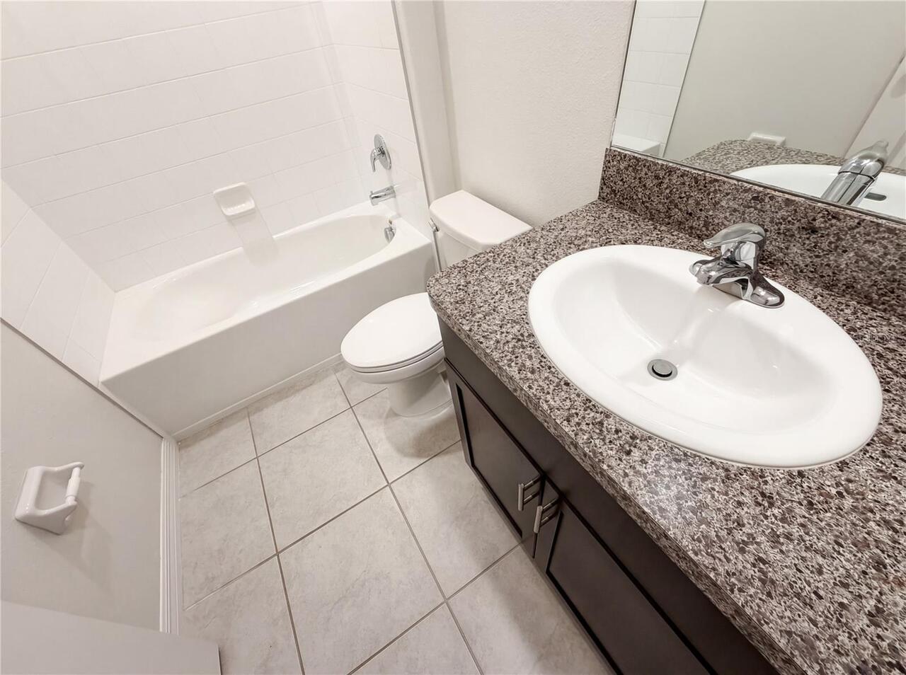 Listing Photo 10