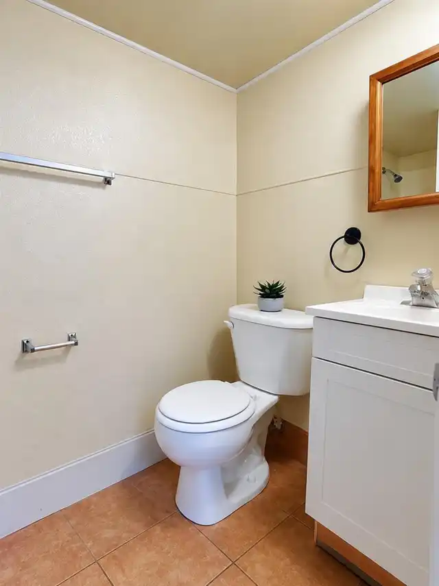 Listing Photo 8
