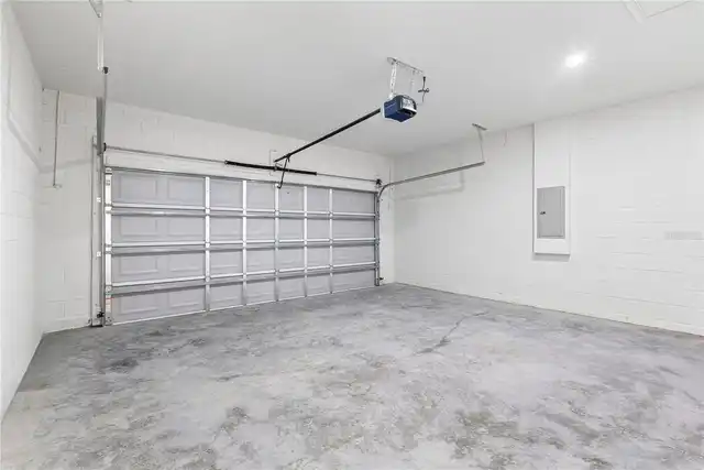 Listing Photo 16