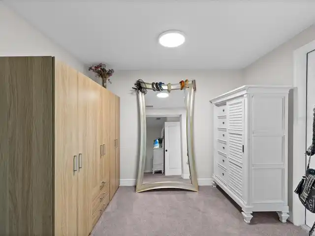 Listing Photo 13