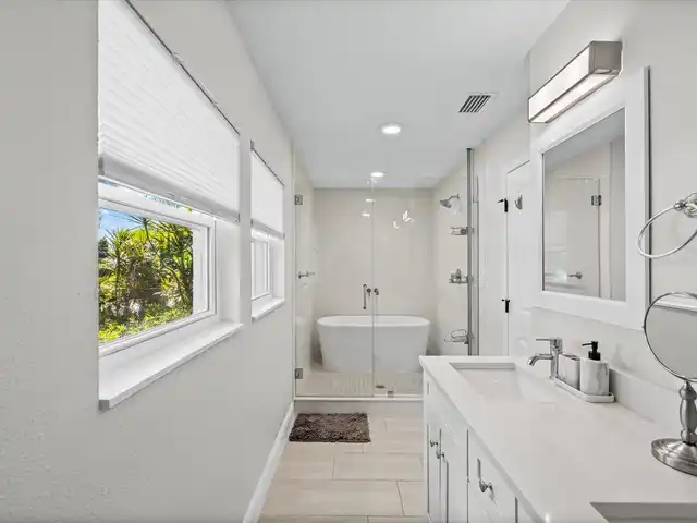 Listing Photo 15