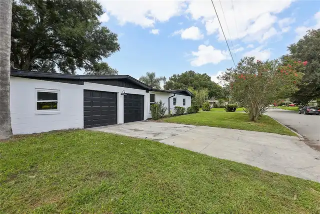 Listing Photo 23
