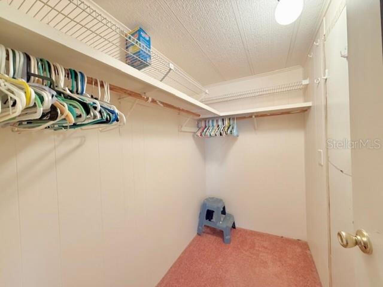 Listing Photo 12