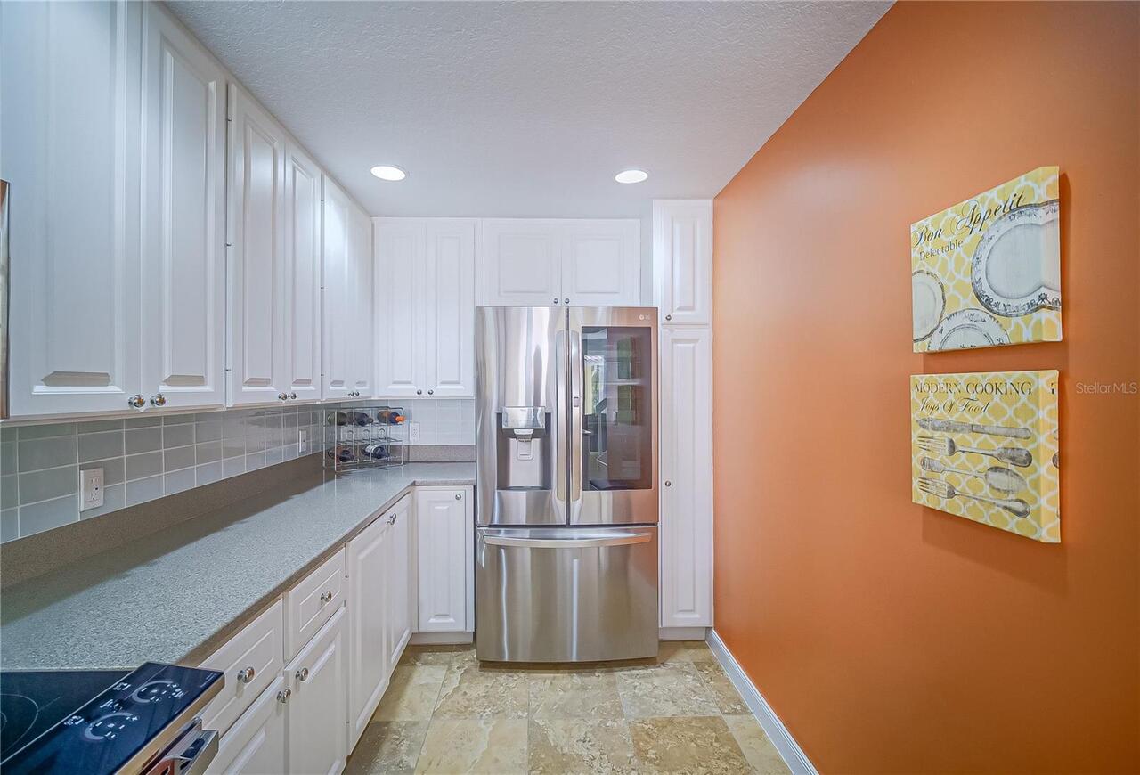 Listing Photo 9