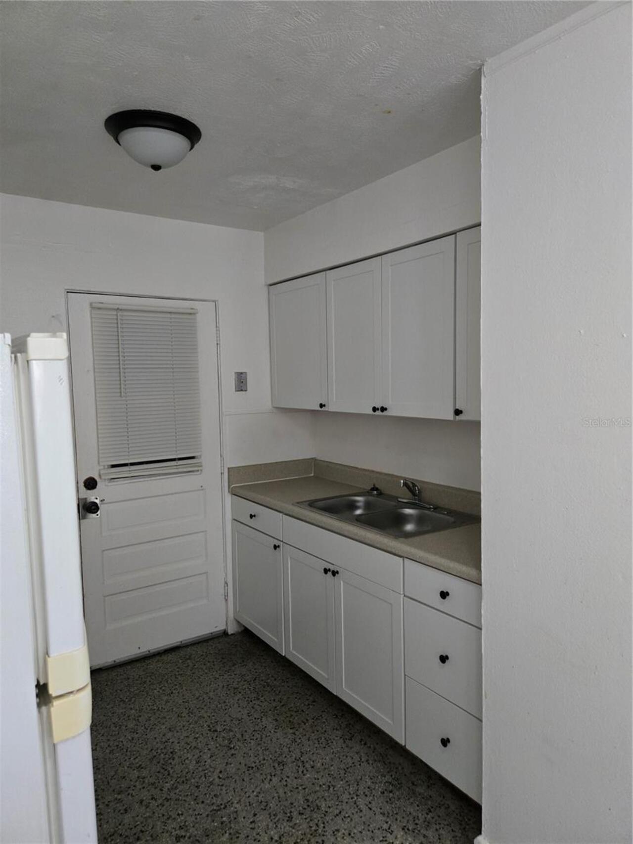 Listing Photo 6