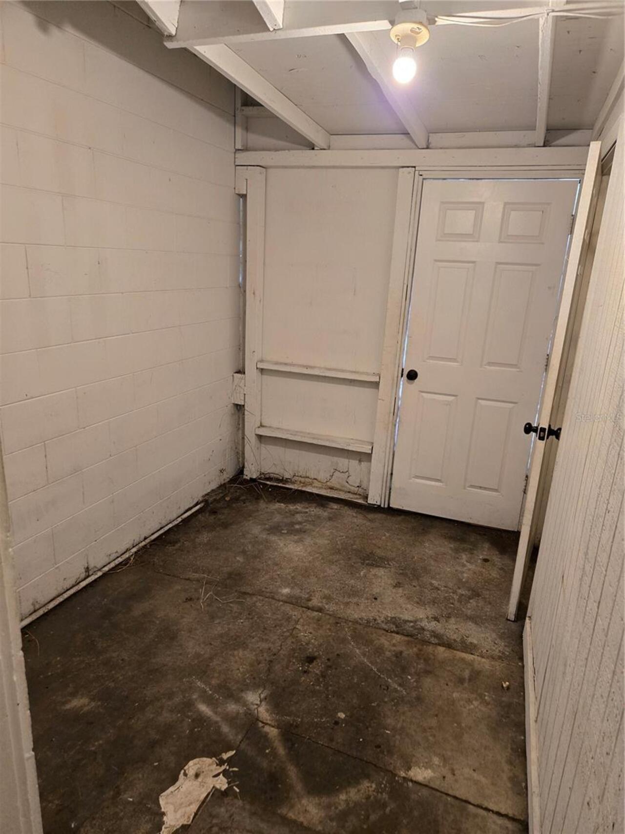 Listing Photo 11