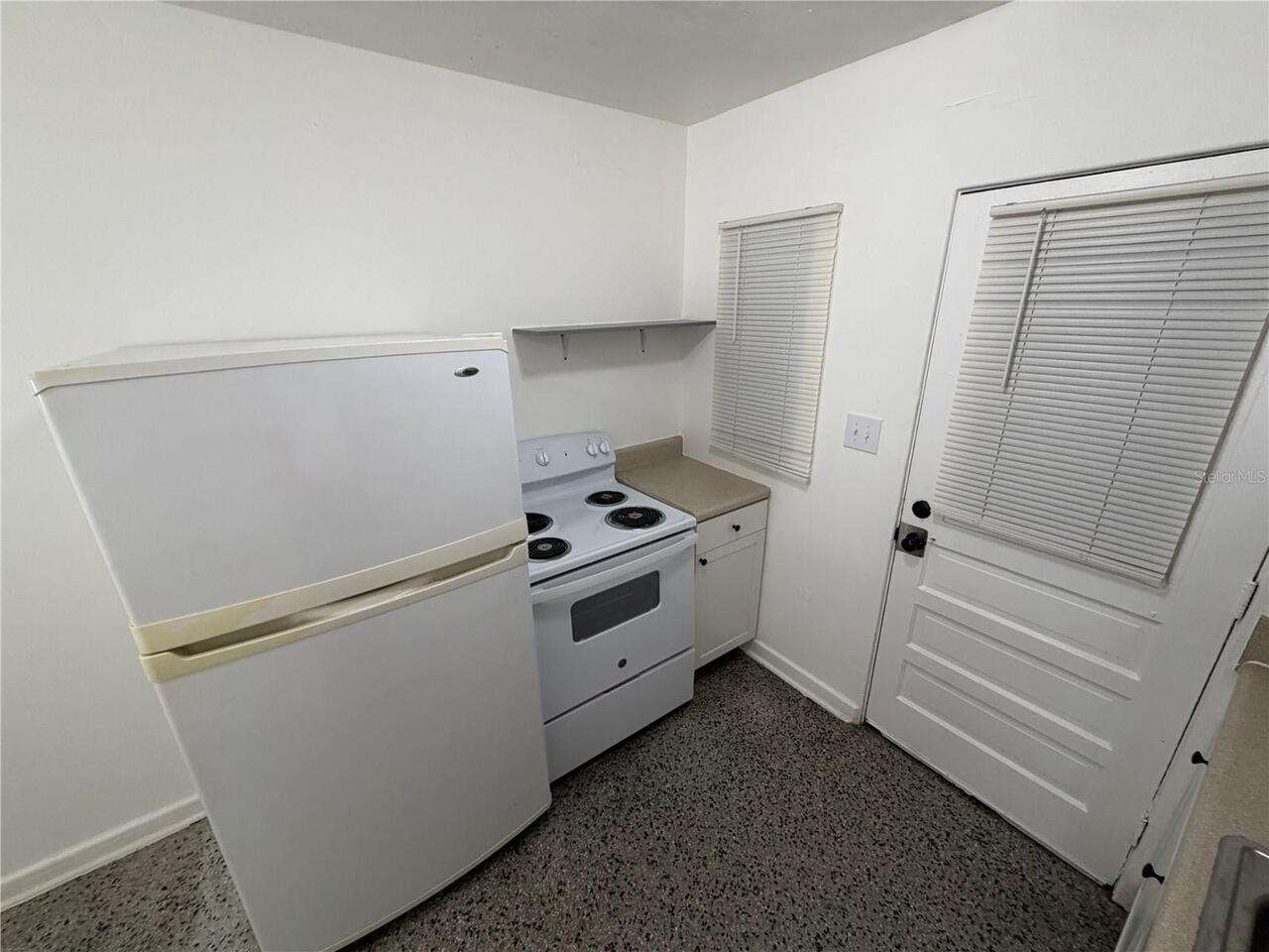 Listing Photo 6