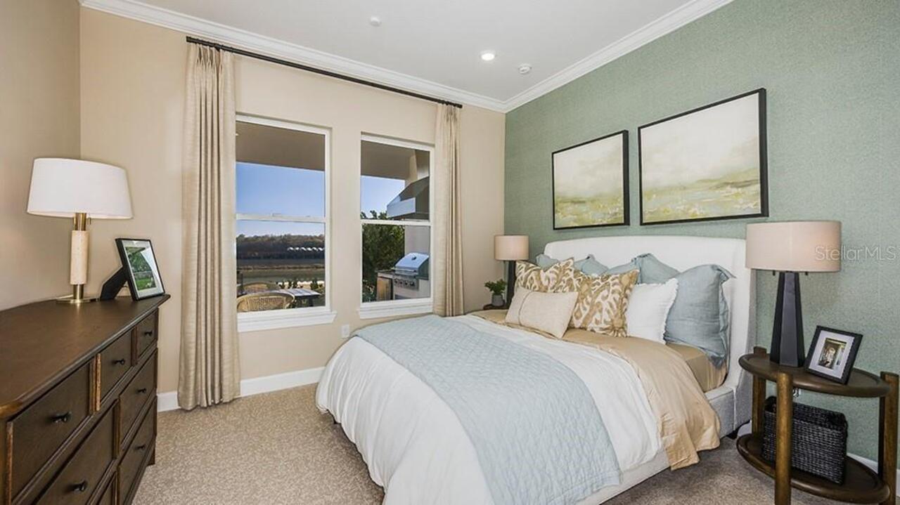 Listing Photo 12