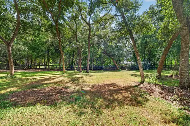 Listing Photo 26