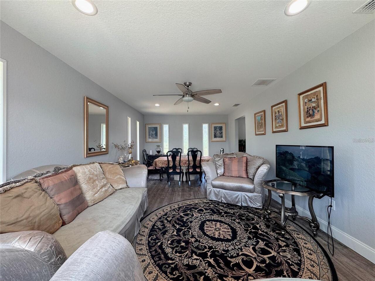 Listing Photo 7
