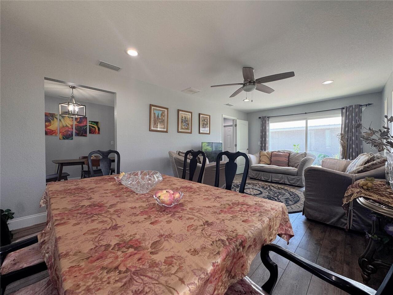 Listing Photo 9