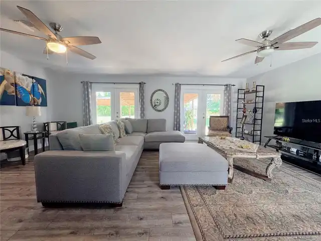 Listing Photo 28