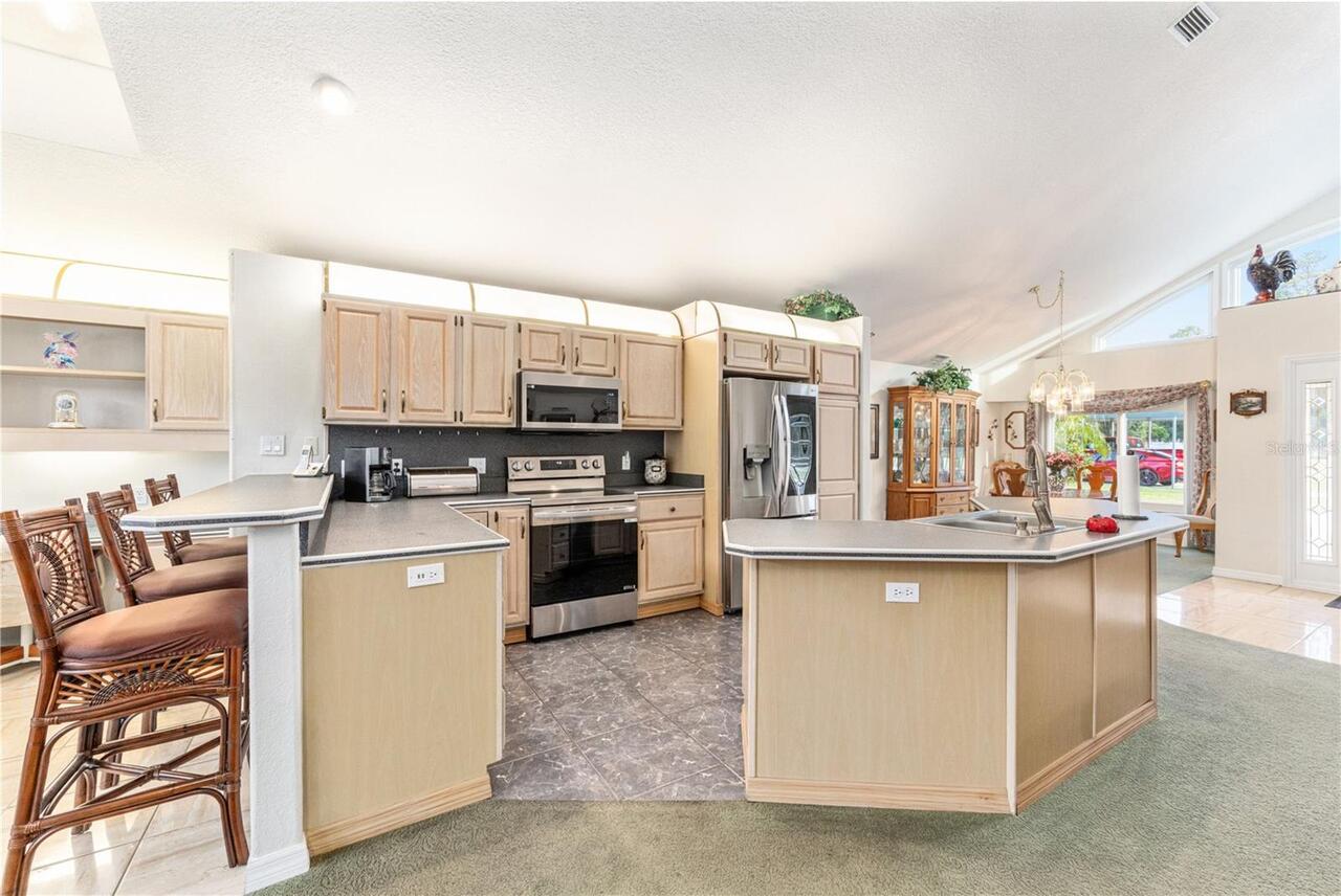 Listing Photo 16