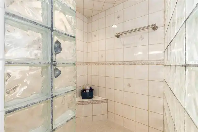 Listing Photo 28