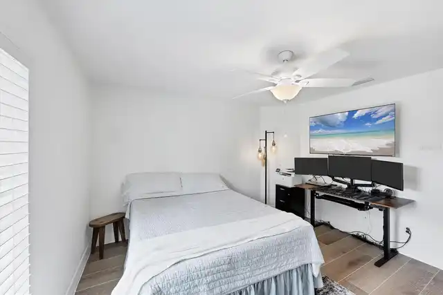 Listing Photo 17