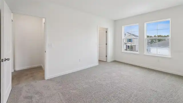 Listing Photo 14