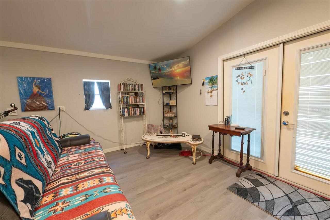Listing Photo 17