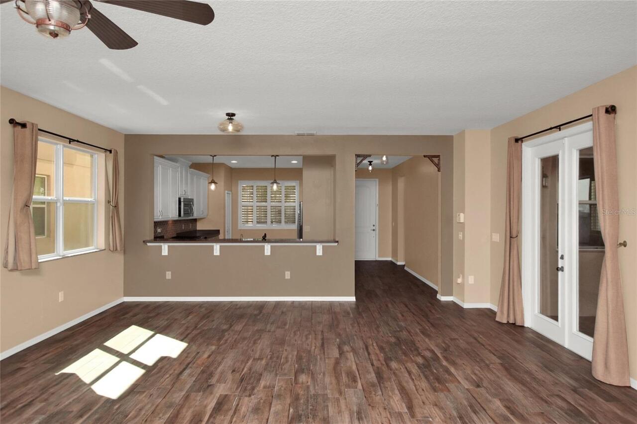 Listing Photo 16