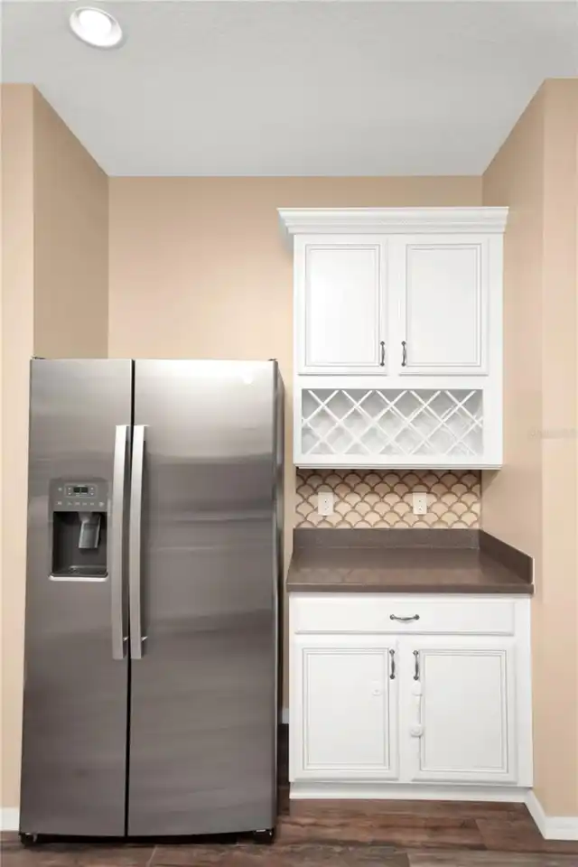 Listing Photo 12
