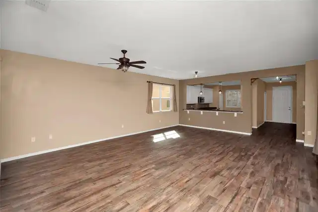 Listing Photo 15