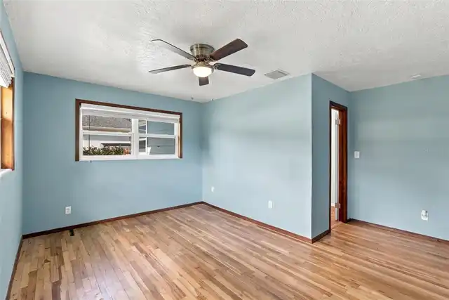 Listing Photo 31