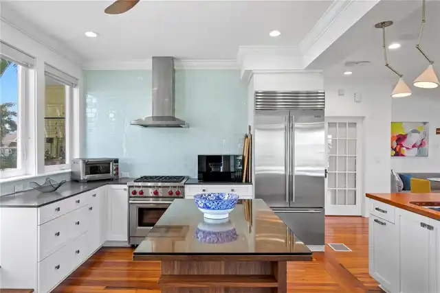 Listing Photo 18