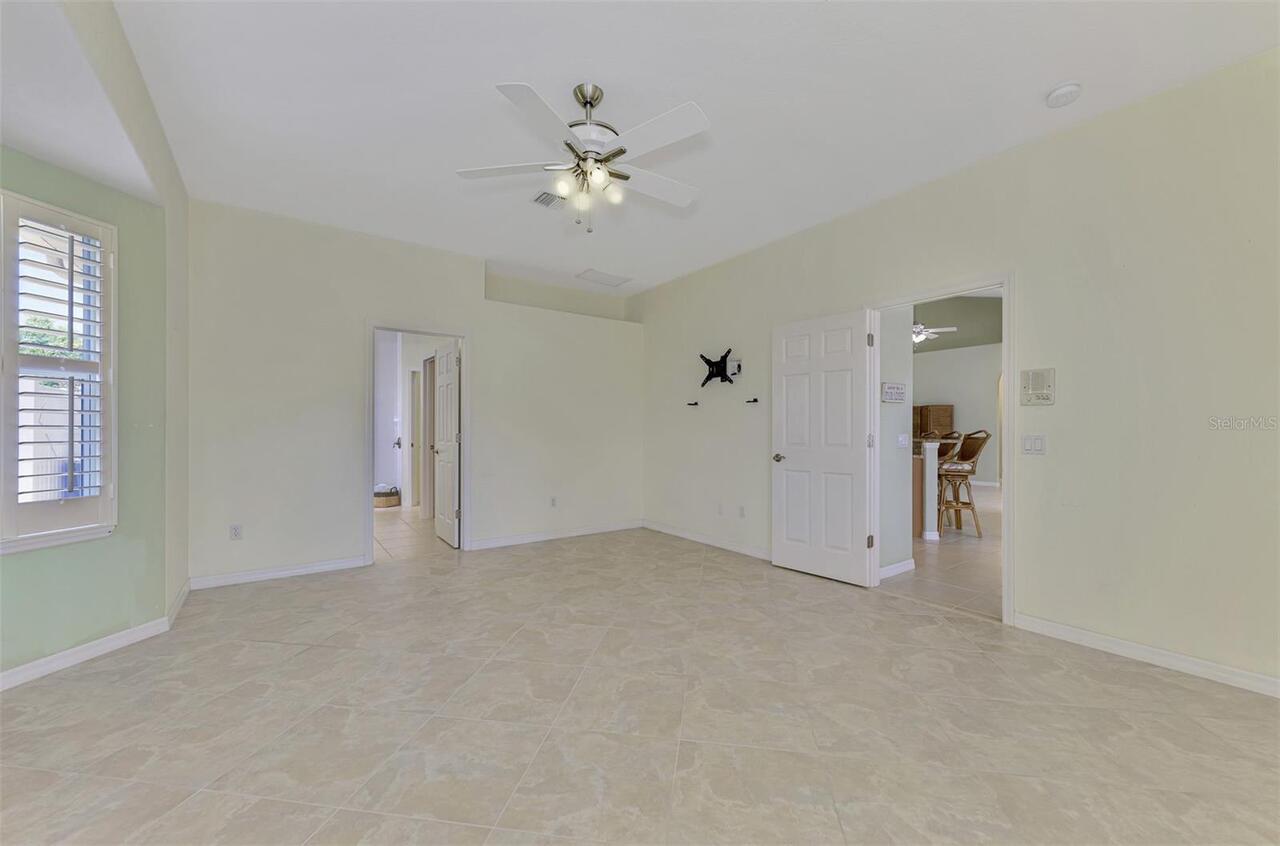 Listing Photo 33