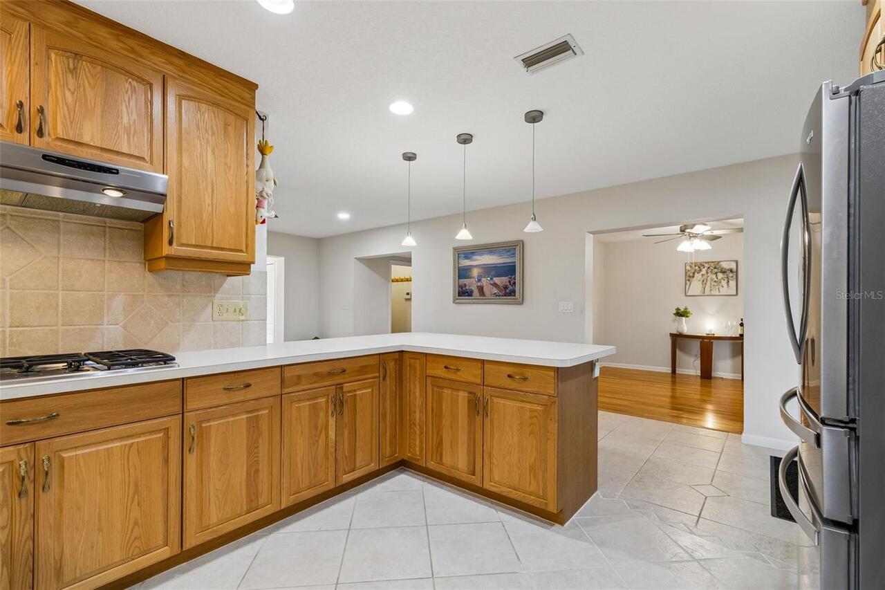 Listing Photo 8
