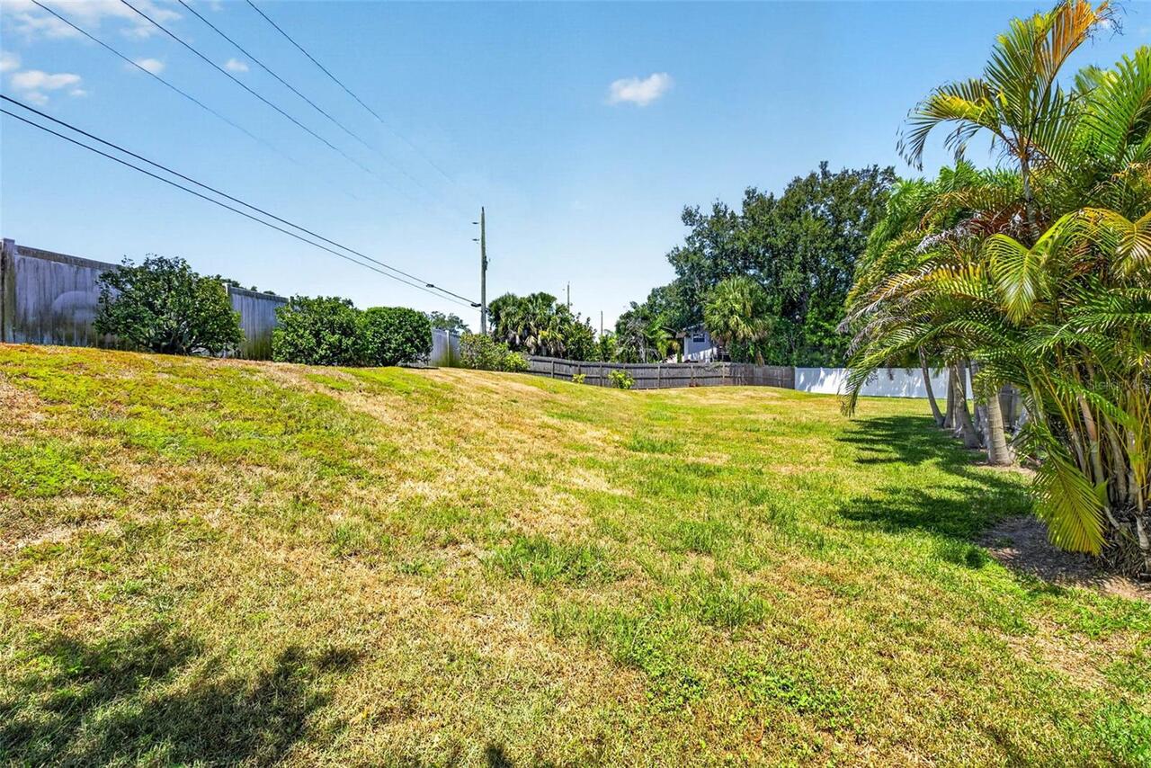 Listing Photo 42