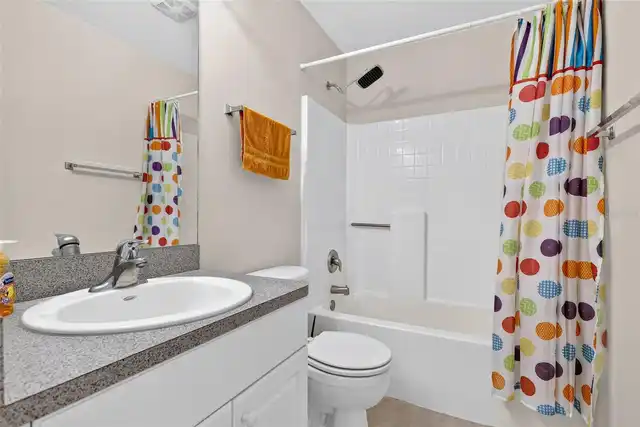 Listing Photo 25