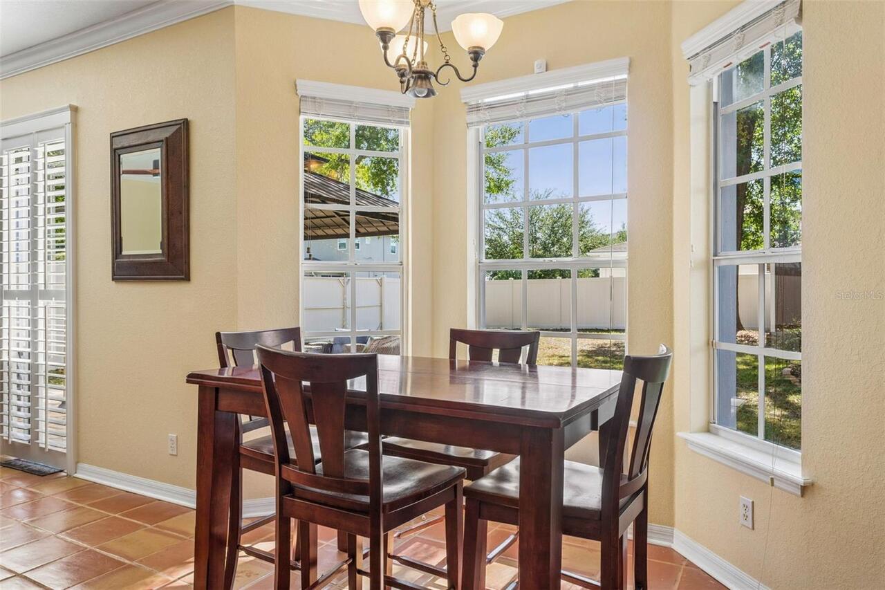 Listing Photo 12