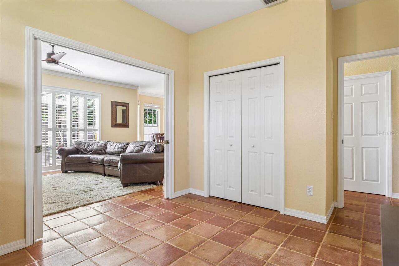 Listing Photo 14