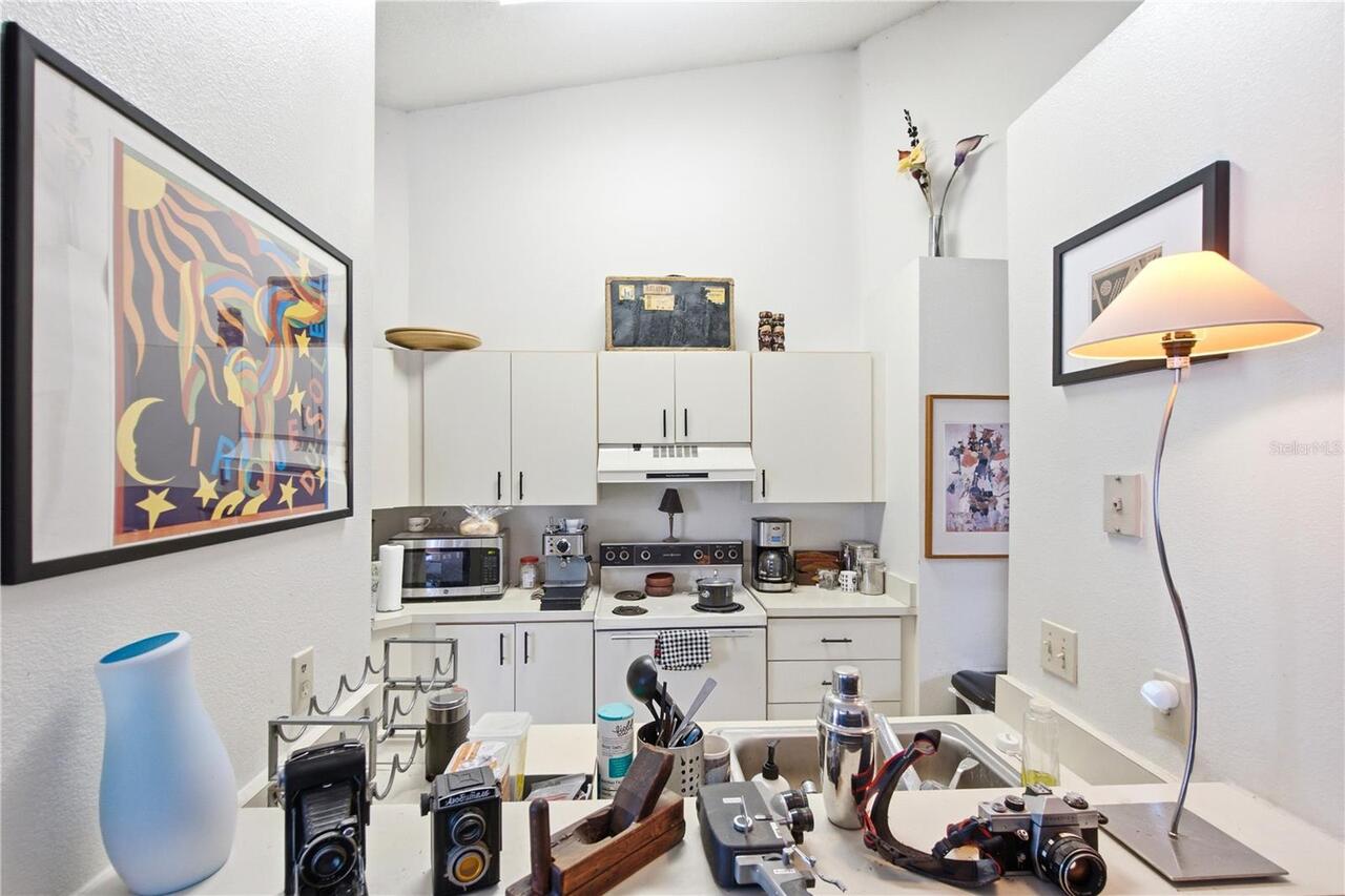 Listing Photo 10