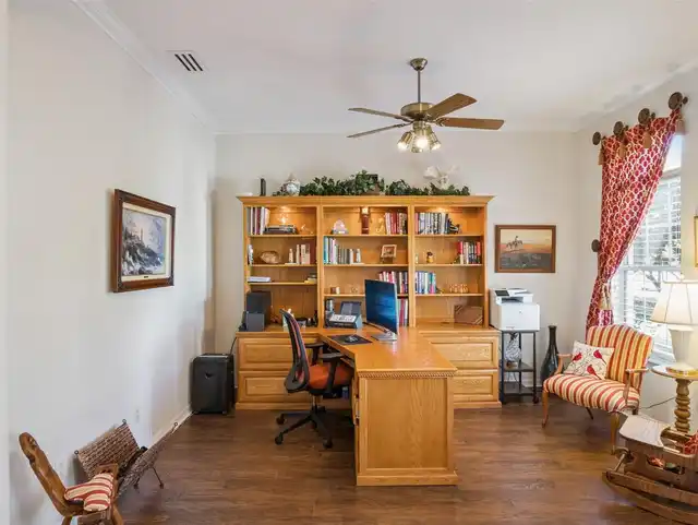 Listing Photo 13
