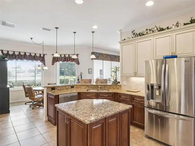 Listing Photo 18