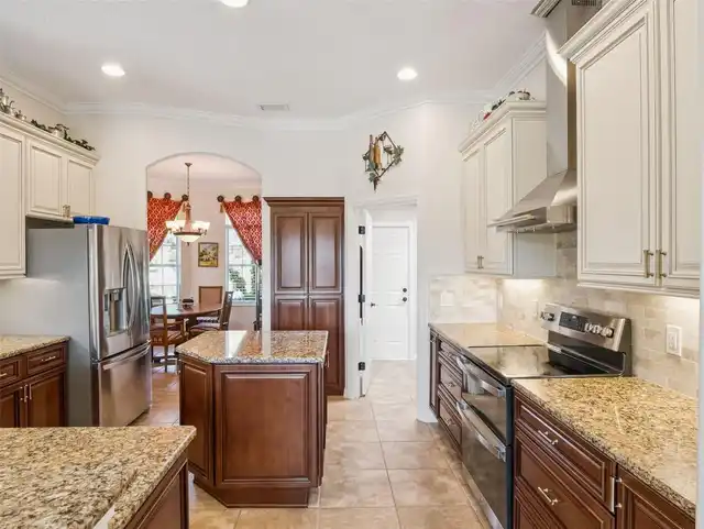 Listing Photo 19