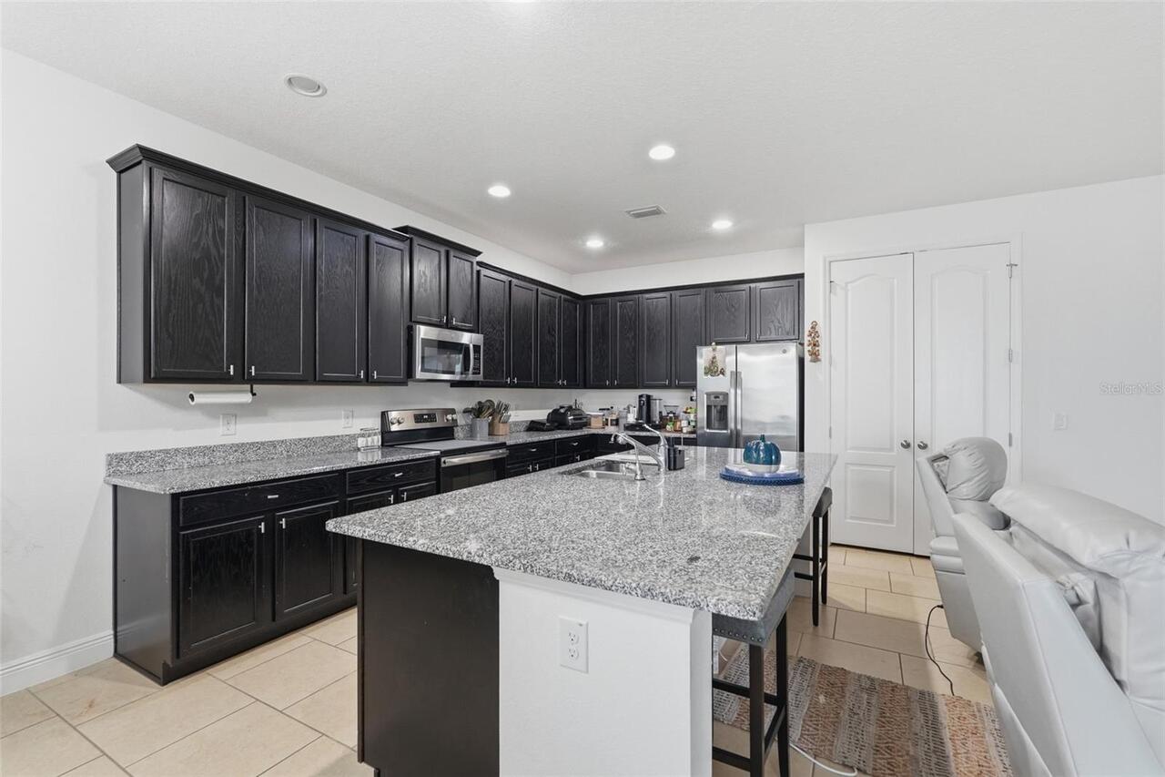 Listing Photo 17
