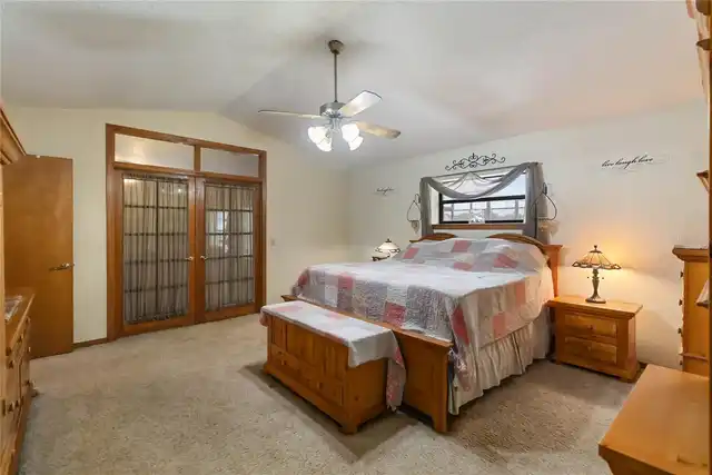 Listing Photo 17